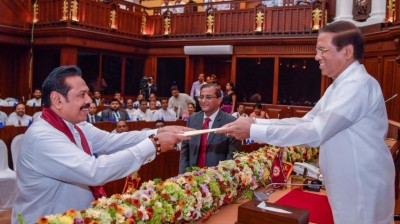 އާ ކެބިނެޓް އެކުލަވާލި އިރު ރާޖަޕަކްސަ ވެސް މިނިސްޓަރަކަށް!