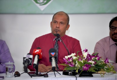 ޝަރީފުގެ މުއާމަލާތް ކުރުން ހުރި ގޮތުން އާންމުންގެ ފާޑުކިޔުން!