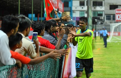 ގައުމީ ޓީމަށްދޭ އެލަވަންސް ލަސްވުމަކީ ބޮޑު ސުވާލެއް: ފައިސަލް