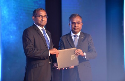 ކުރީގެ ދެ އުއްތަމަ ފަނޑިޔާރުންގެ ވިސްނުން އެއްގޮތް: ގާނޫނު އަސާސީ އިސްލާހު ކުރާކަށް ނުޖެހޭ