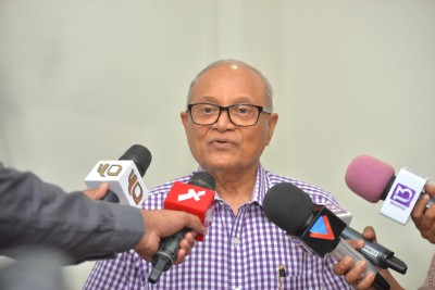 12 މެމްބަރުންނަށް ޓިކެޓު ދޭން އިދިކޮޅު ލީޑަރުން ވަނީ ނިންމާފައި: މައުމޫން