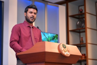 ނާޒިމް ރައީސް ޔާމީނާ ބެހޭގޮތުން ދެއްކެވީ ދޮގު ވާހަކަ: މުއާޒު