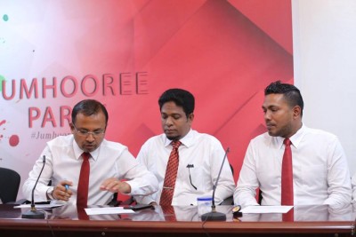 އެމްޕީ އަހުމަދު ރަޝީދާއި މުބީން ޖޭޕީއަށް ސޮއިކޮށްފި