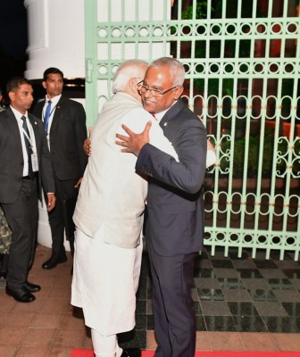 ދަތުރުފުޅު ނިންމަވާލެއްވުމަށްފަހު މޯދީ ފުރާވަޑައިގެންފި