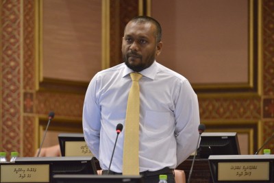 ފައްޔާޒު ވެސް މެމްބަރު ކަމުން އިސްތިއުފާ ދެއްވައިފި