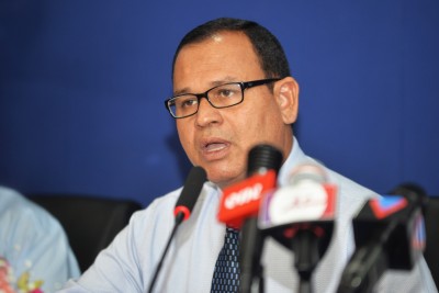 އާދަމް ޝަރީފު މަޖިލީހަށް ވާދަކުރައްވަނީ