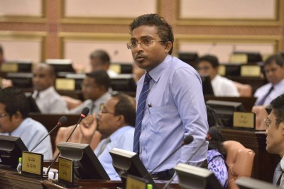 ބޭރުގެ ފަރާތްތަކަށް ބިން މިލްކުކުރެވޭ އިސްލާހު އުވާލަން ހުށަހަޅައިފި