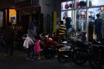 24 ގަޑިއިރު ފިހާރަތައް ހުޅުވުމަށް އުސޫލެއް އެކުލަވާލަނީ