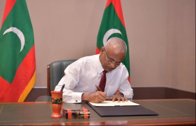 ކައުންސިލަރުންގެ ދައުރު ދަންމައިލުމުގެ އިސްލާހު ރައީސް ތަސްދީގުކުރައްވައިފި