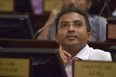 ބިޑް ނުކޮށް ޓޫރިޒަމަށް ރަށްތައް ދޫނުކުރެވޭ ގޮތަށް އިސްލާހު ހުށައަޅައިފި