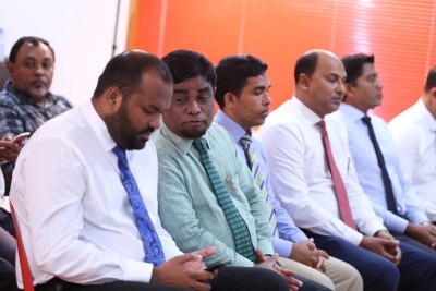 ޑރ. ގުބާދު އާއި އިތުރު އިލްމުވެރިންތަކެއް ޖޭޕީ އަށް