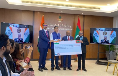 އިންޑިއާއިން ރާއްޖެއަށް 100 މިލިއަން ޑޮލަރުގެ ލޯނެއް ދީފި