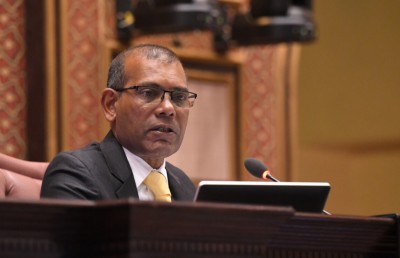 ނަޝީދު، އައްޑޫ ޝަރީފާ ދެކޮޅަށް އަބުރުގެ ދައުވާކުރައްވަނީ