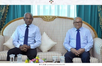 ރައީސް ސޯލިހާއި ރައީސް މައުމޫން ބައްދަލު ކުރައްވައިފި