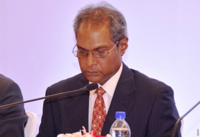 ދިރާގުގެ ޗެއާމަން ކަމަށް އެކުންފުނީގެ ކުރީގެ ސީއީއޯ
