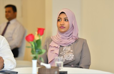 އެއް ގަރާޖަކަށް ގިނަ ވެހިކަލްތައް ރަޖިސްޓްރީކޮށް ދިނުމުގައި ޓްރާންސްޕޯޓްގެ ބައެއްގެ ބައިވެރިވުން އެބައޮތް: ނަހުލާ