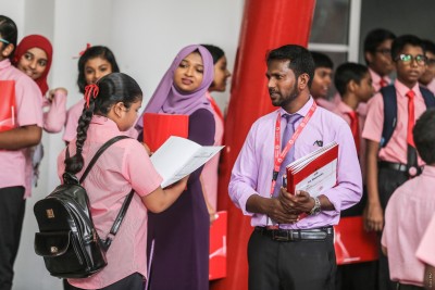 މިނިސްޓްރީގެ ބައެއް ބާރުތައް ސްކޫލުތަކަށް ދޫކޮށްލަނީ