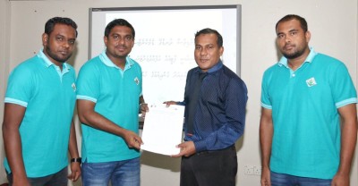 މޯލްޑިވްސް ތާޑްވޭ ޑިމޮކްރެޓްސްގެ ނަމުގައި ޕާޓީއެއް އުފެއްދުމުގެ ހުއްދަދީފި
