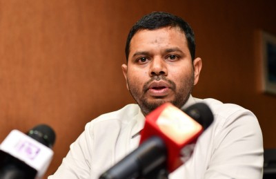 ސަރުކާރުން އުޅެނީ ފަނޑިޔާރުންނަށް ބިރު ދައްކައި ނުފޫޒު ފޯރުވަން: ޔާމީންގެ ވަކީލުން
