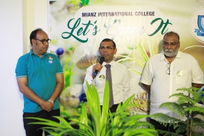 މައި ކޮލެޖުގެ ކެމްޕަސްތަކުގައި ގަސް އިންދުމުގެ ޕްރޮގްރާމެއް ފަށައިފި