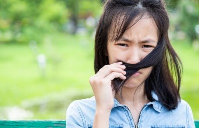 ނުކެވޭތީ ބެލިއިރު ބަނޑުގައި ތިން ކިލޯ އިސްތަށި