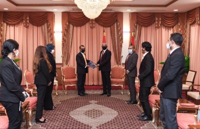 ކޮވިޑް-19ގެ ރިލީފް ޕްރޮގްރާމްތަކުގެ މަޖިލީހުގެ ރިޕޯޓު ރައީސަށް އަރުވައިފި