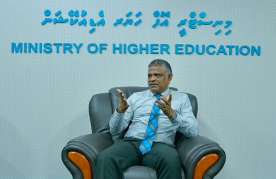 އެމްކިއުއޭއިން ގަބޫލުނުކުރާ ތަންތަނުން ސެޓްފިކެޓް ހޯދާ މައްސަލަ ބޮޑުވެއްޖެ