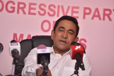 ކޮމިޝަންތަކަށް ބާރު ދޭ ބިލު ފާސްކޮށްފި ނަމަ ކޯޓަށް ދާނަން: ޔާމީން