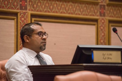 މަޖިލީހުގެ މެންބަރުން އިތުރު ނުކުރަން ހުށަހެޅި ބިލް ބޭރުކޮށްލައިފި