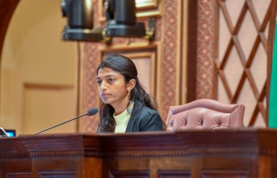 ބޮންޑޭ އަށް ފުލުހުން އަނިޔާކުރި ވީޑިއޯ މަޖިލީހުގައި ދައްކައިފި
