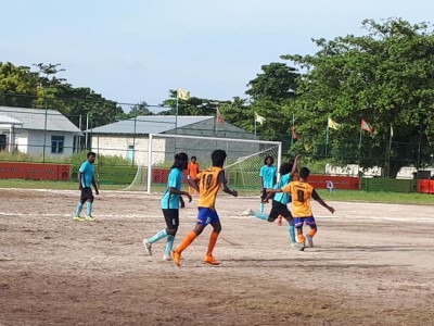 ސިޔާމް-މައުރޫފް ސޮކަރ ކަޕް: 3 ޓީމެއް ސެމީން ޖާގަ ކަށަވަރު ކޮށްފި