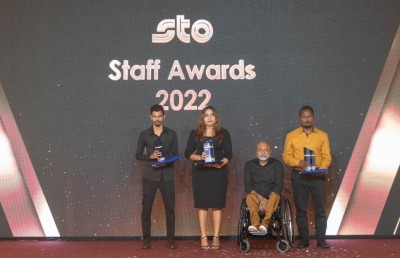 އެސްޓީއޯ މުވައްޒަފުންގެ އަގުވަޒަންކުރުމަށް އެވޯޑް ދީފި