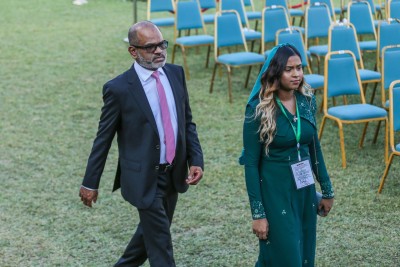 ދިއްގަރު ދާއިރާގެ ރައްޔިތުން އެދޭނަމަ އަދިވެސް އެ ދާއިރާއަށް ހިދުމަތްކޮށްދޭން ތައްޔާރު: ނާޒިމް