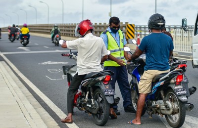 ލޮކްޑައުން އިތުރުކުރީ ވަގުތު ހަމަވި ފަހުން، ޖޫރިމަނާއާ މެދު ސުވާލު އުފައްދައިފި