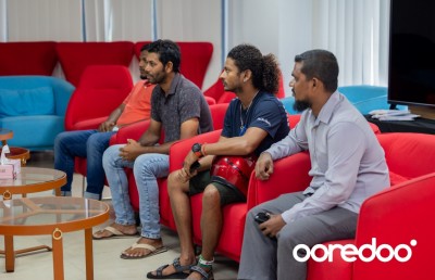ފްރާންސާއި މޮރޮކޯ ބައްދަލުކުރާ މެޗު ބަލާލަން ގަތަރަށް ދާ ނަސީބުވެރިންނަށް އުރީދޫން ޓިކެޓް ހަވާލުކޮށްފި