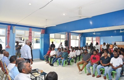 ހުވަދޫގެ މަސްވެރިންގެ ޝަކުވާތައް އޮއްސާލައިފި، ރައީސް ދެއްވީ އުއްމީދީ ޖަވާބެއް