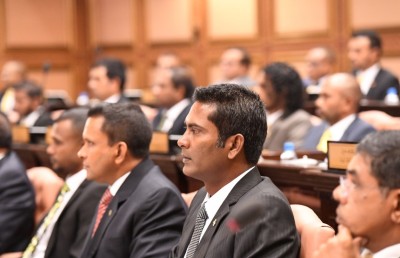 ފަޒުލްގެ ގަރާރު މަޖިލީހުން ބޭރެއް ނުކުރޭ: މަޖިލިސް