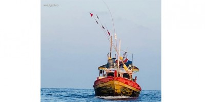 ރާއްޖޭގެ އިގްތިސާދީ ސަރަހައްދަށް ވަދެ އުޅުނު ލަންކާގެ މަސްބޯޓެއް ހިފަހައްޓައިފި