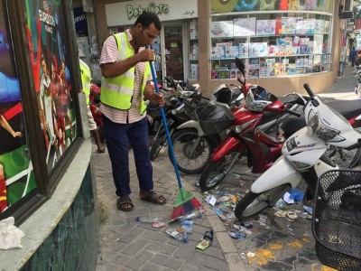 މާލޭގެ މަގު މައްޗަށް ކުނި އެޅި މީހަކު ޖޫރިމަނާކޮށްފި