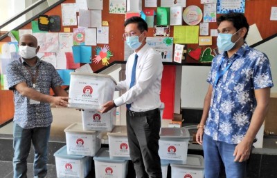އެސްޓީއޯގެ ފްލެޓުތައް އިމާރާތްކުރާ ޗައިނާގެ ކުންފުނިން ސިއްހީ ސާމާނު ހަދިޔާކޮށްފި