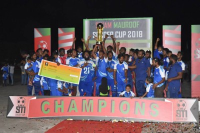 އެންމެ އަގުބޮޑު ފުޓްބޯޅަ މުބާރާތުގެ ޗެމްޕިއަންކަން ކެނދިކުޅުދުއަށް