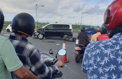 ބްރިޖް އެކްސިޑެންޓްގައި މަރުވީ 22 އަހަރަށް ފަހު ރާއްޖެ އައި ވިޔަފާރިވެރިޔާ ޖަމްބޯ އިއްސެ