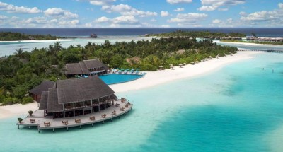 މޯލްޑިވްސް ޓްރެވަލް އެވޯޑްސްގައި އަނަންތާރާ ވިދާލައިފި