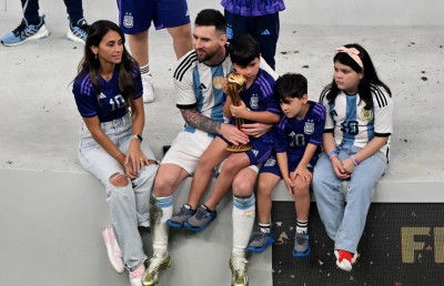 މެސީގެ ލޯބީގެ ވާހަކަ ވެސް ޝައުގުވެރި