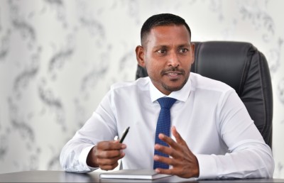 ނުރައްކާތެރި ބަޔަކު ދޫވުން: ކޮން ބައެއްގެ އިހުމާލެއް؟