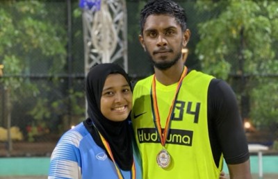 އަމްޒަރާއި އިސްރާއު: މުބާރާތުގެ އެންމެ ހާއްސަ އެވޯޑް ދެމަފިރިންނަށް