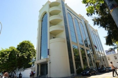 ސިރޫ އާޓްސް ޕޭޖު ހިންގާ މުހައްމަދު ސިރުހާން ފުލުހަށް ހާޒިރުކޮށްފި