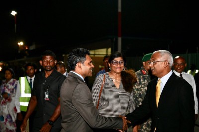 ރައީސް ސޯލިހު ޔޫއޭއީއަށް ފުރާވަޑައިގެންފި