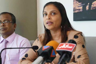 ގިނަ ސްކޫލުތަކެއް އެއް ދަންފަޅިއަށް ބަދަލުކޮށްފި