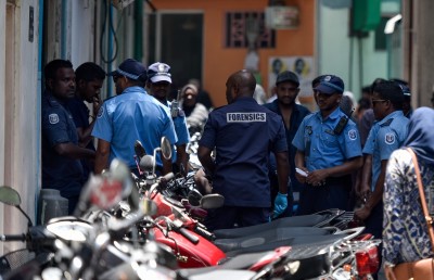 ނުރައްކާތެރި ބަޔަކު ދޫވުން: ކޮން ބައެއްގެ އިހުމާލެއް؟